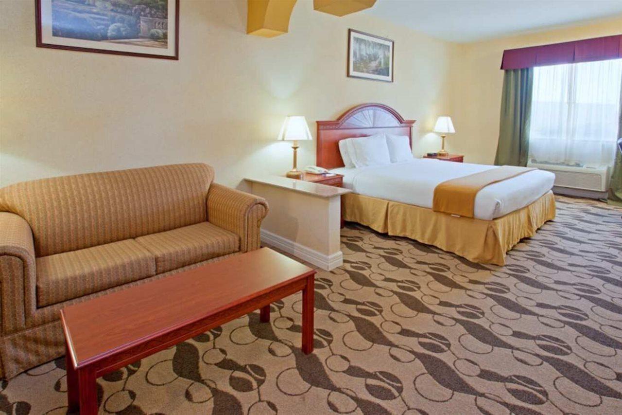 Ylem Hotel