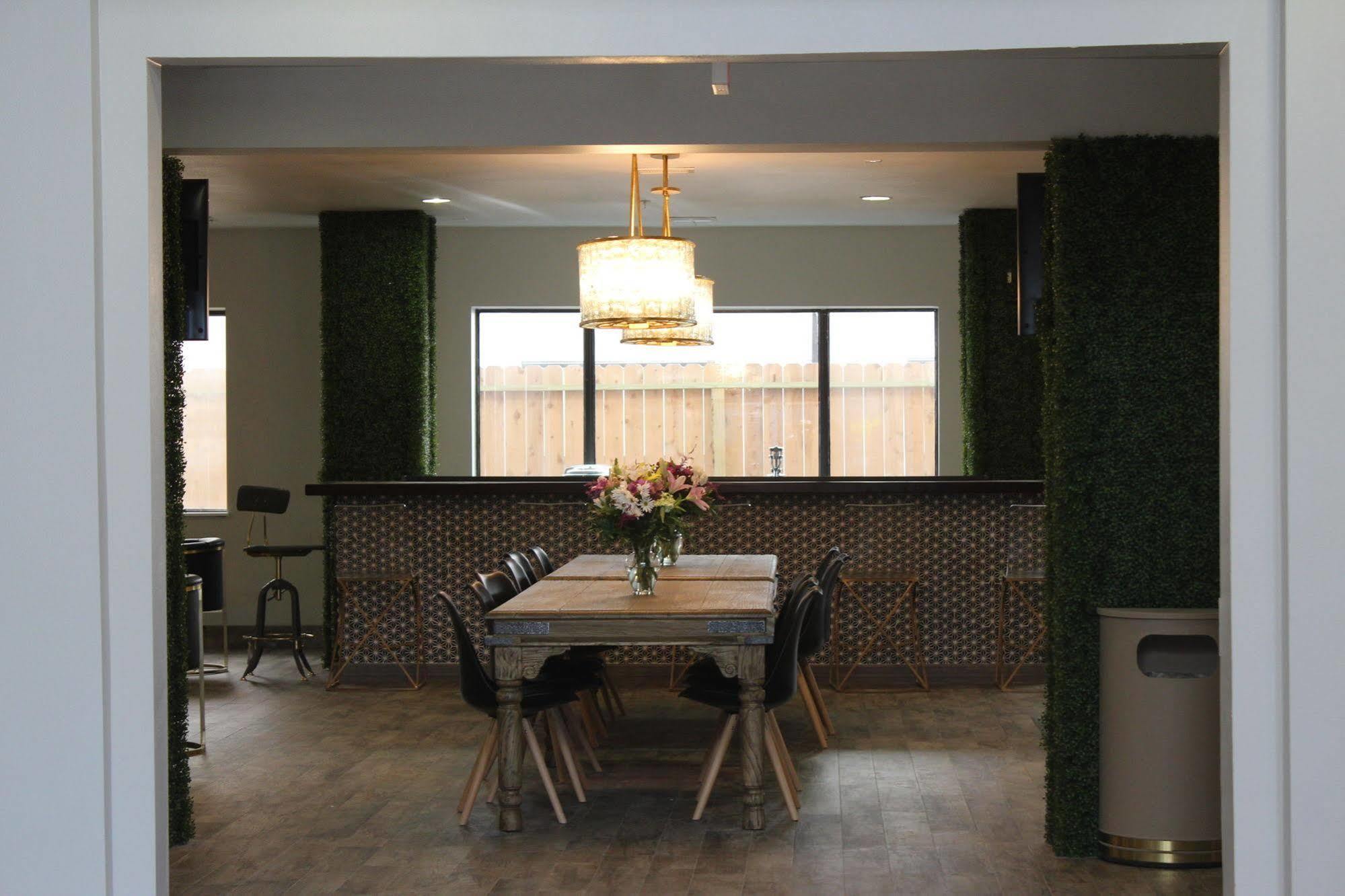 Ylem Hotel